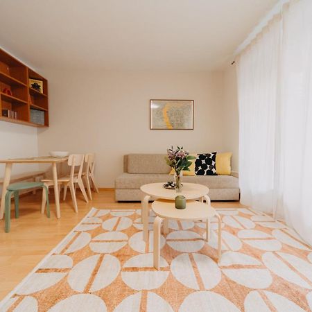 Orangehomes One Bedroom Art Apartment Budapest Esterno foto