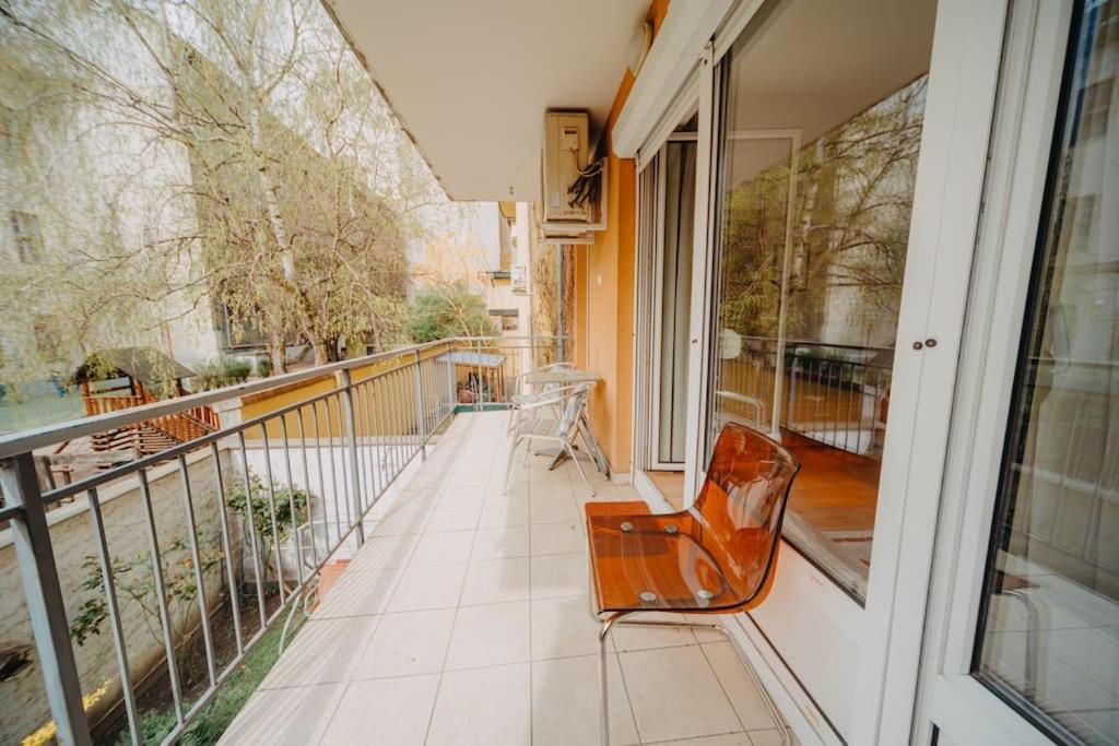 Orangehomes One Bedroom Art Apartment Budapest Esterno foto